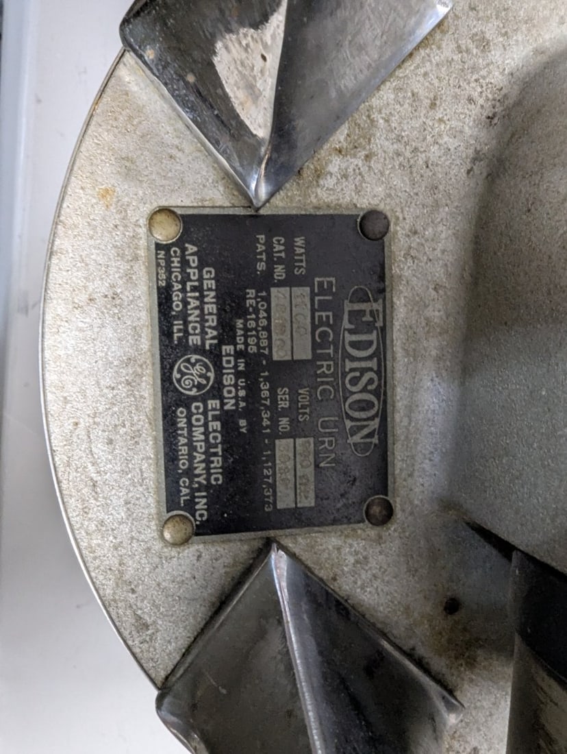 Vintage Edison Electric Art Deco Coffee Urn by GE in Working Condition - 8