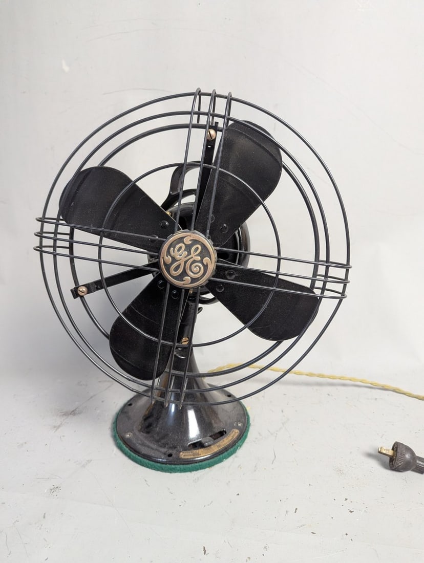 Restored GE Vintage Electric Oscillating Fan Art Deco Design Works Great - 6