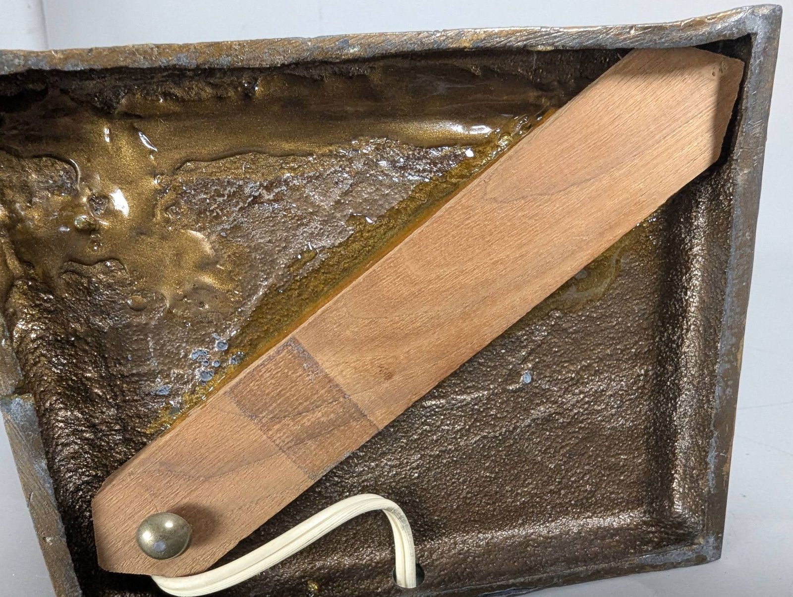 Antique Austrian Cold-Painted Bronze Figural Lamp Attributed to Franz Bergmann - 7