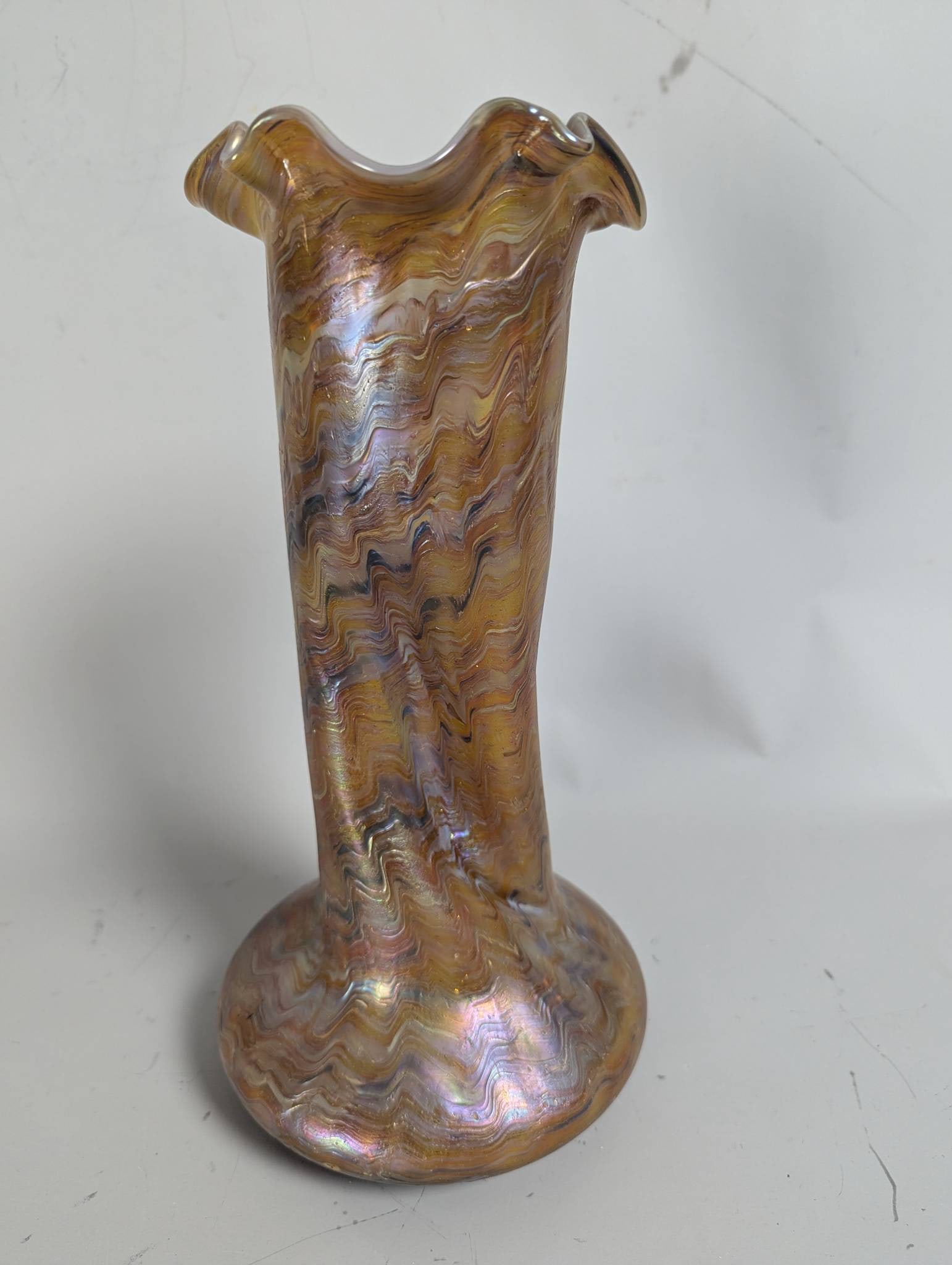 Bohemian Iridescent Art Glass Vase Attributed to Josef Rindskopf: **Important** Please read below description on how to avoid high shipping costs. Bohemian iridescent art glass vase, likely attributed to Josef Rindskopf , produced in the early 20th century in Bohemi