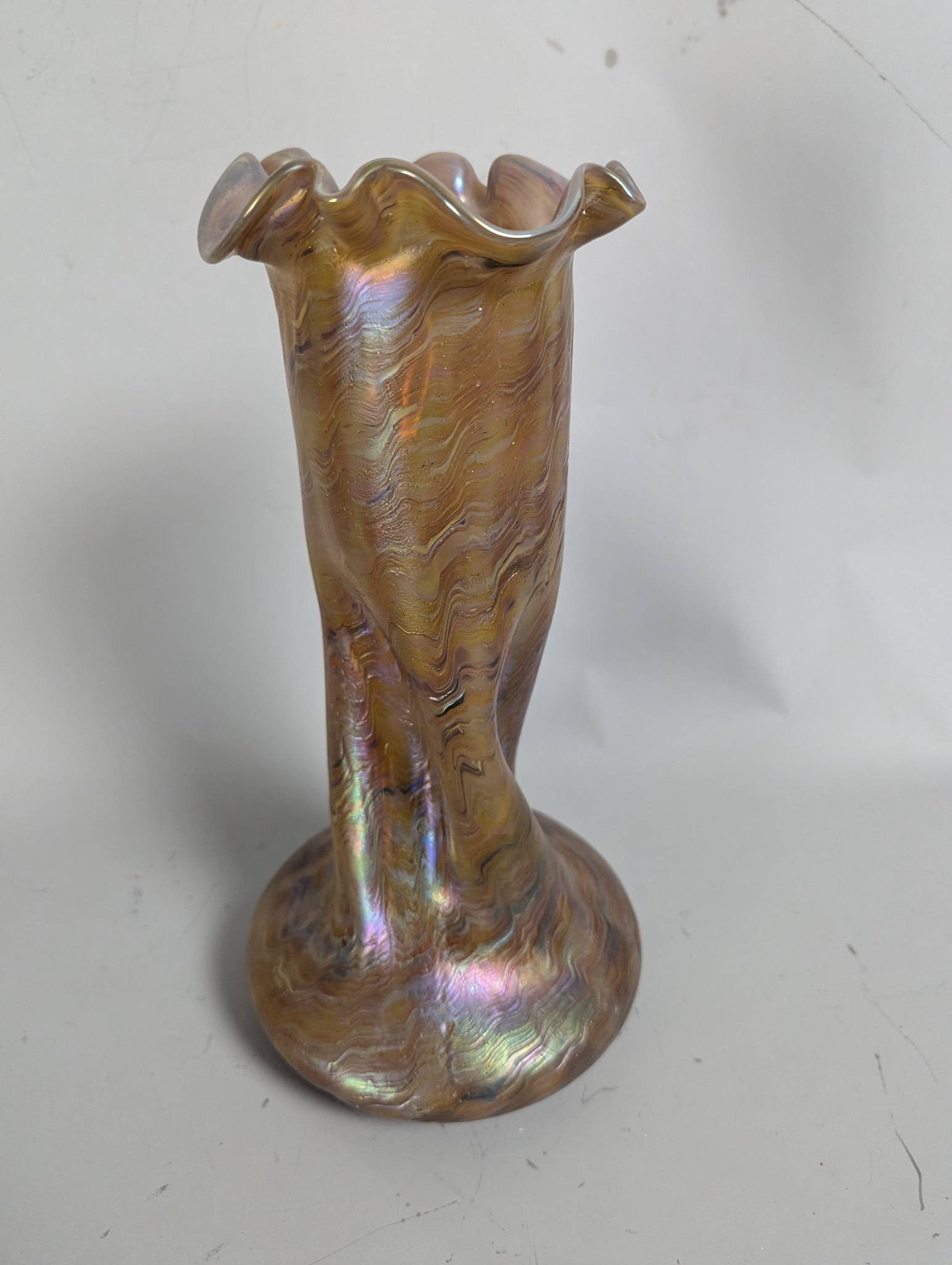 Bohemian Iridescent Art Glass Vase Attributed to Josef Rindskopf - 4