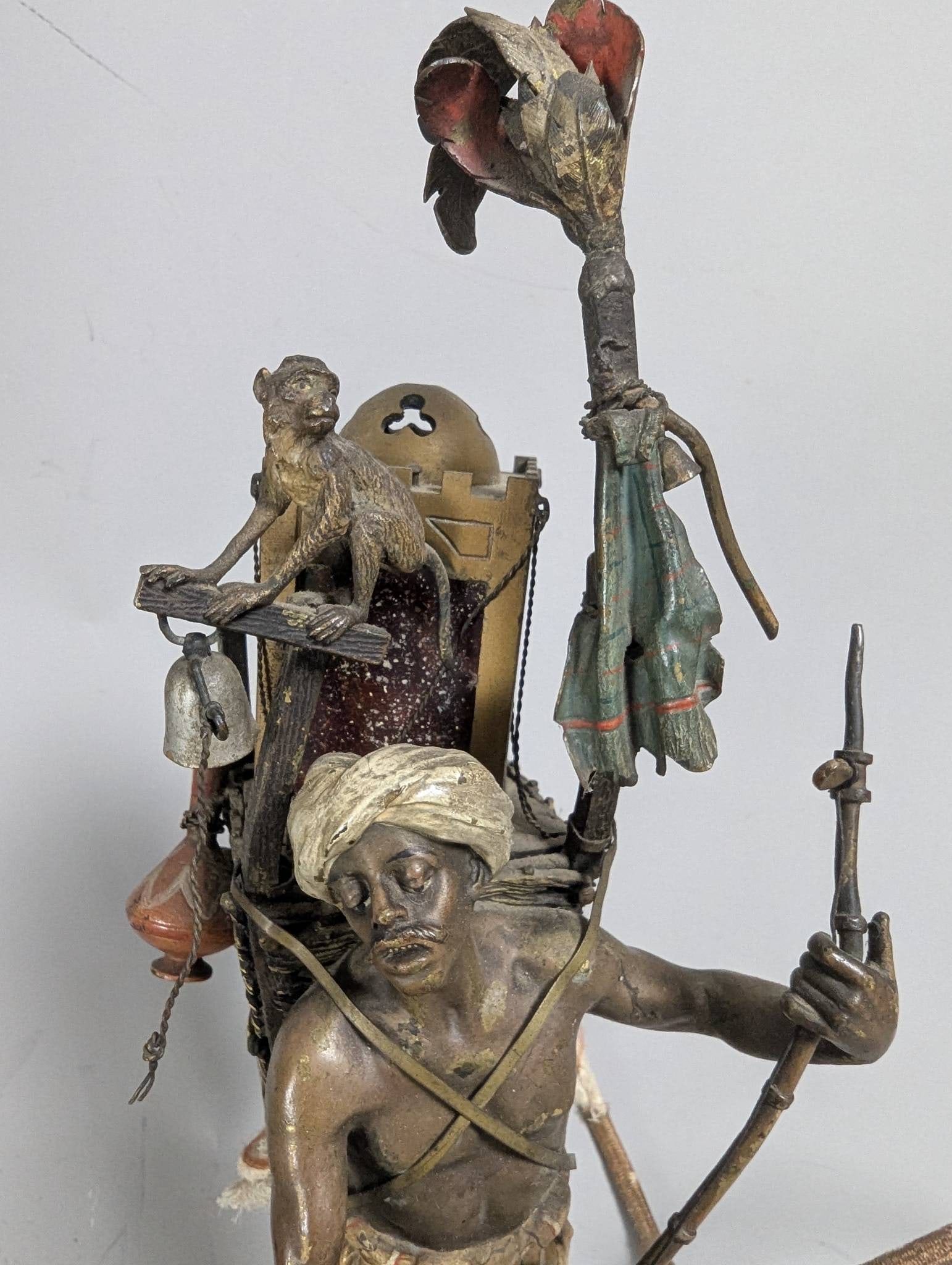 Cold-Painted Bronze Sculpture by Franz Xavier Bergmann Depicting Orientalist Figure - 2