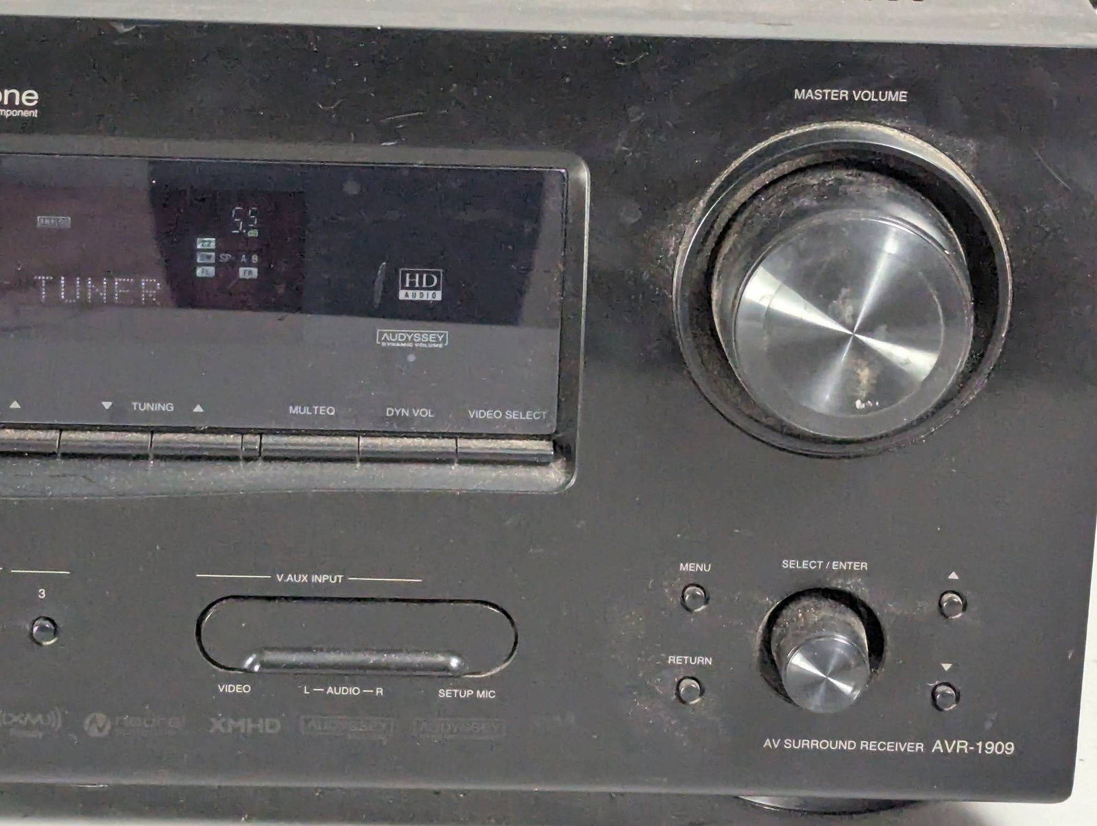 Denon AVR-1909 AV Surround Receiver with Multi Zone Capability - 4
