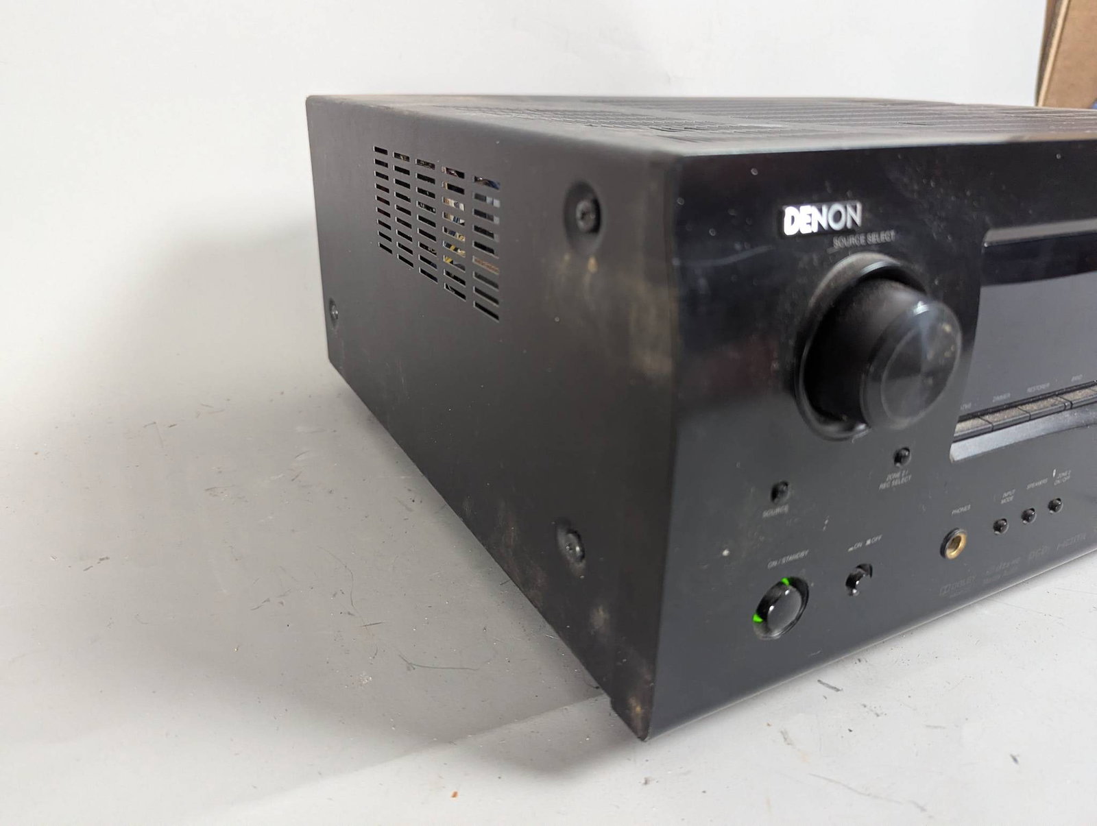 Denon AVR-1909 AV Surround Receiver with Multi Zone Capability - 7