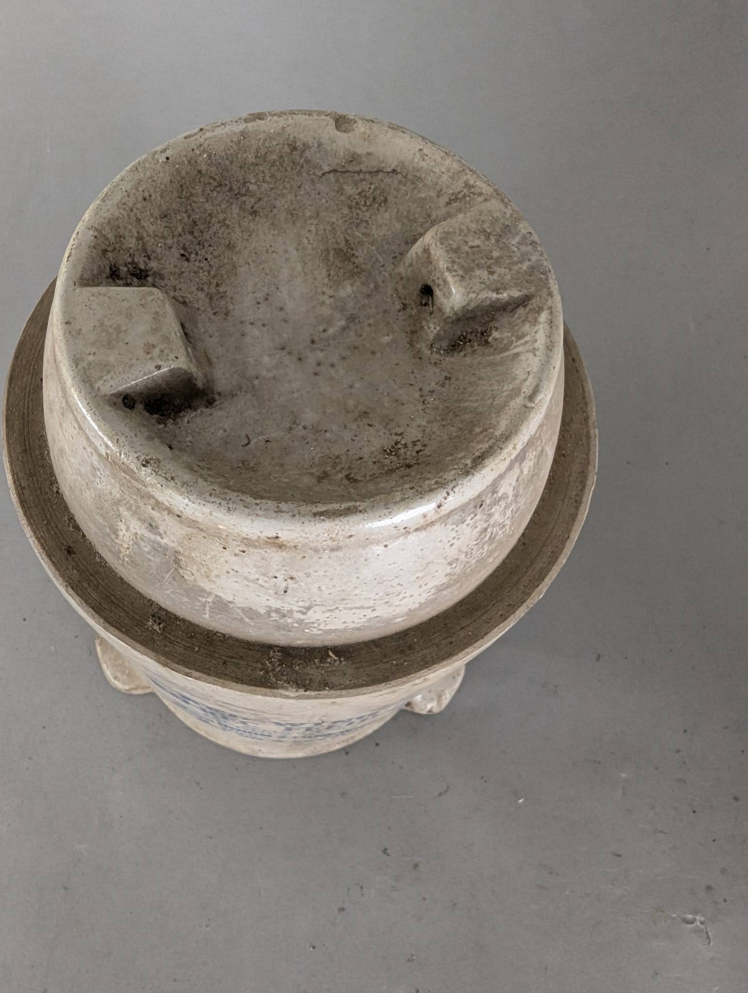 Red Wing Ko-Rec Feeder Stoneware Chicken Feeder from 1930s - 3