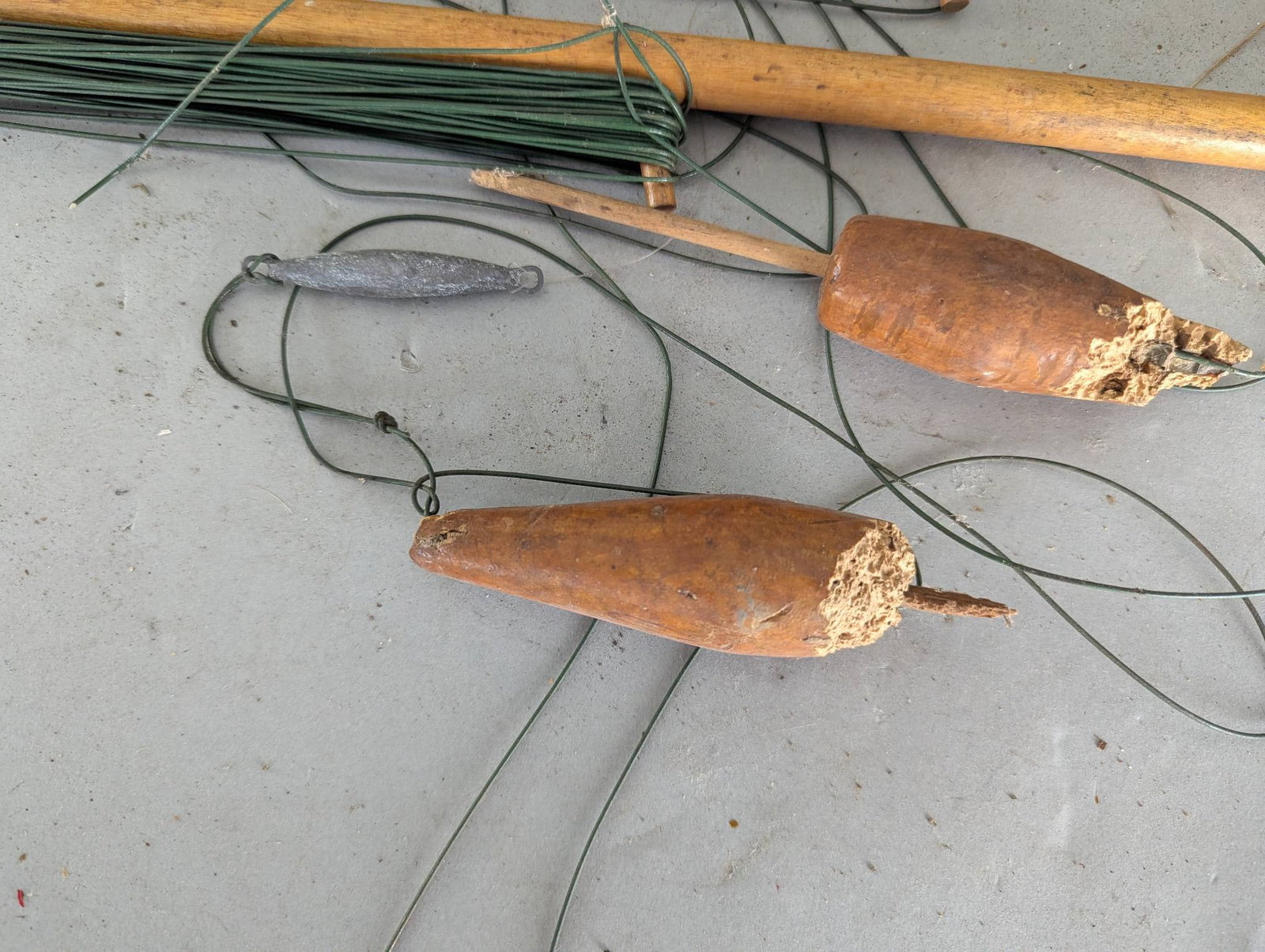 Antique Bamboo Fishing Rods and Spear Fishing Tools - 8