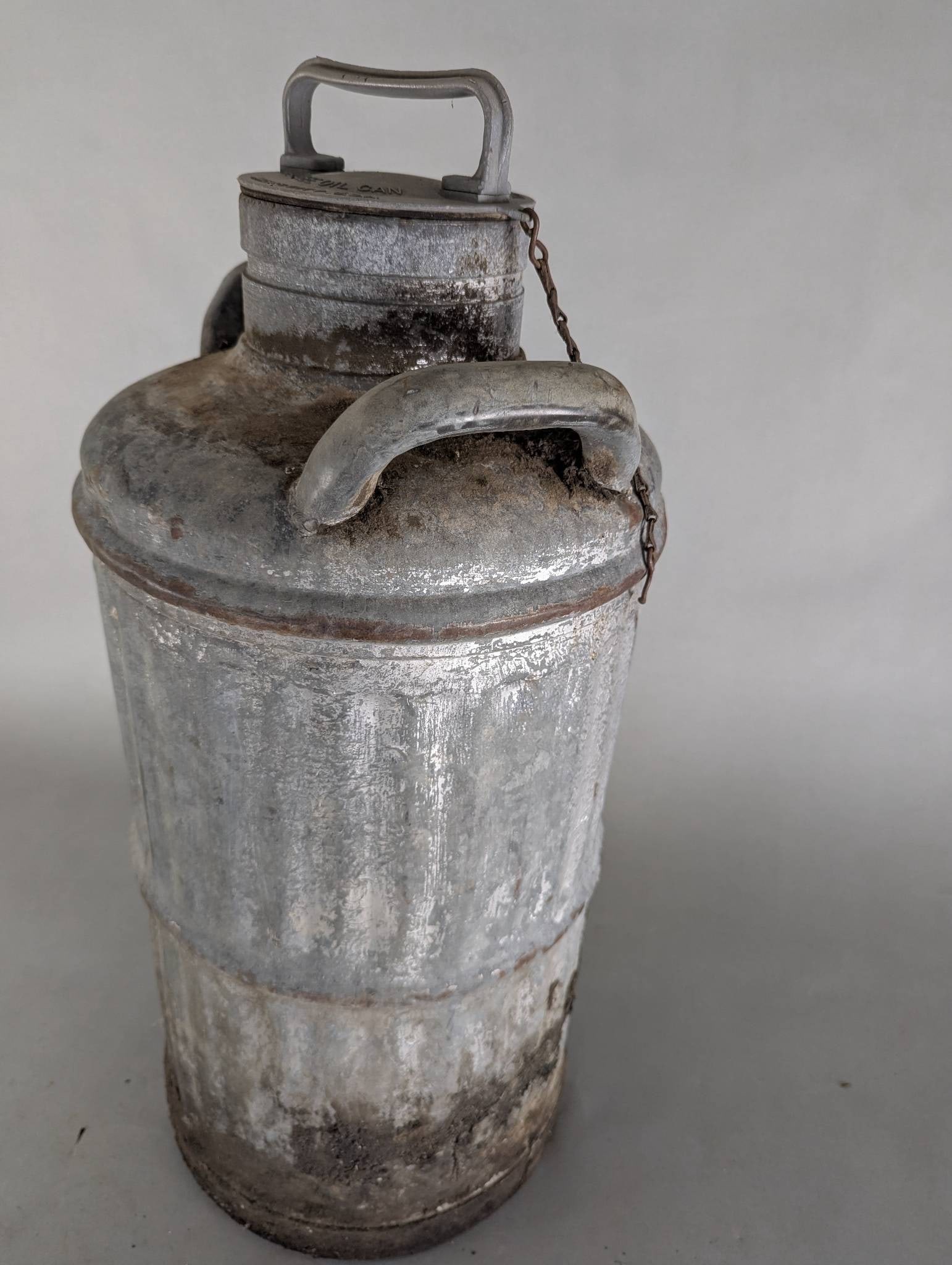 Columbian Steel Tank Co Screw Top Lube Oil Can with Handles - 3