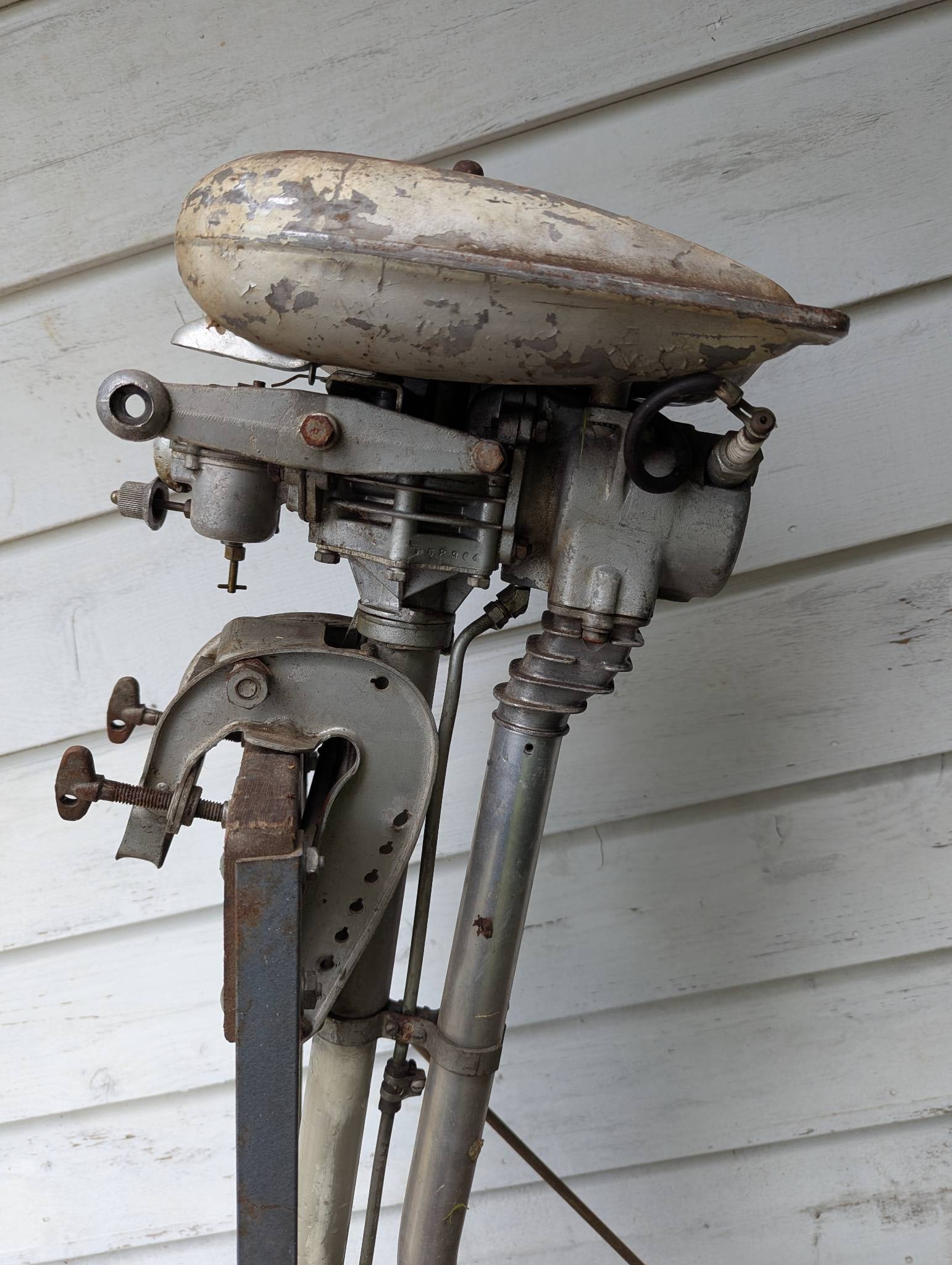 1941 Sears Roebuck 3.6 HP Outboard Motor - 4