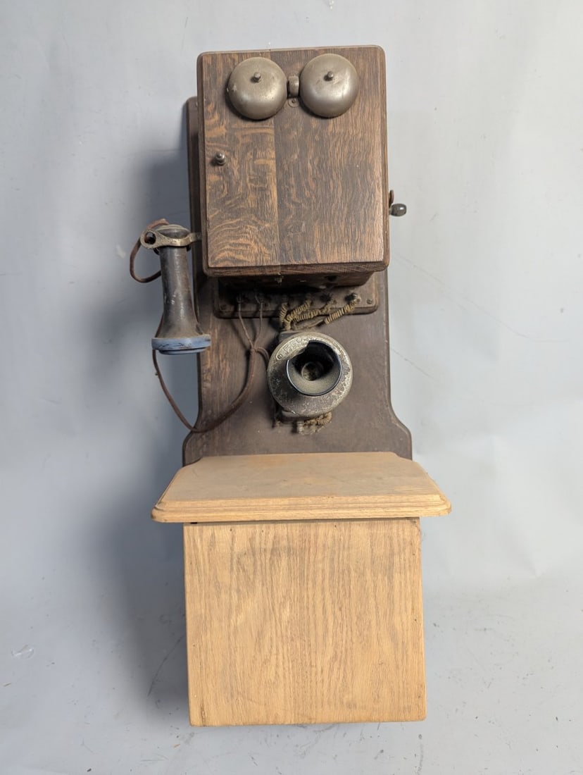 Antique Wall Telephone Rev-O-Noc Oak Collectible Decor Vintage: **Important** Please read below description on how to avoid high shipping costs. This antique wall telephone features a chipping mouthpiece, a newly made bottom box, and requires a good cleaning.