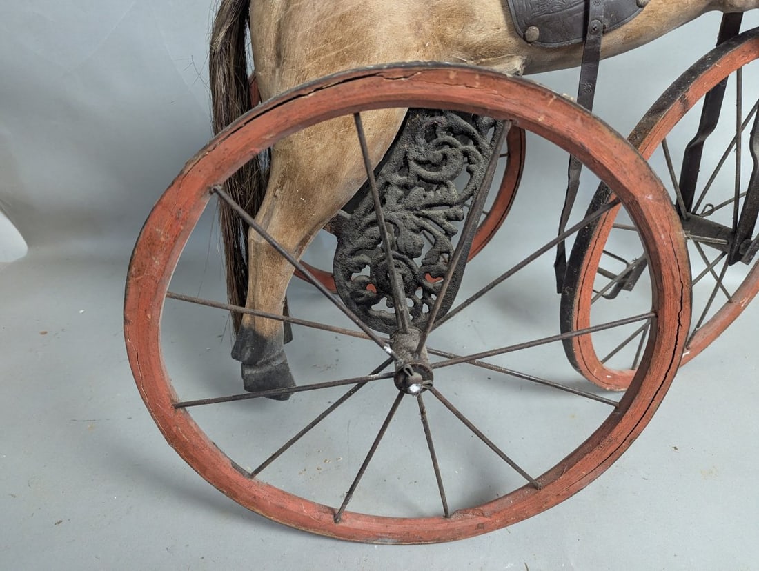 Charming Horse Tricycle Ideal for Collectors and Decor Enthusiasts - 10