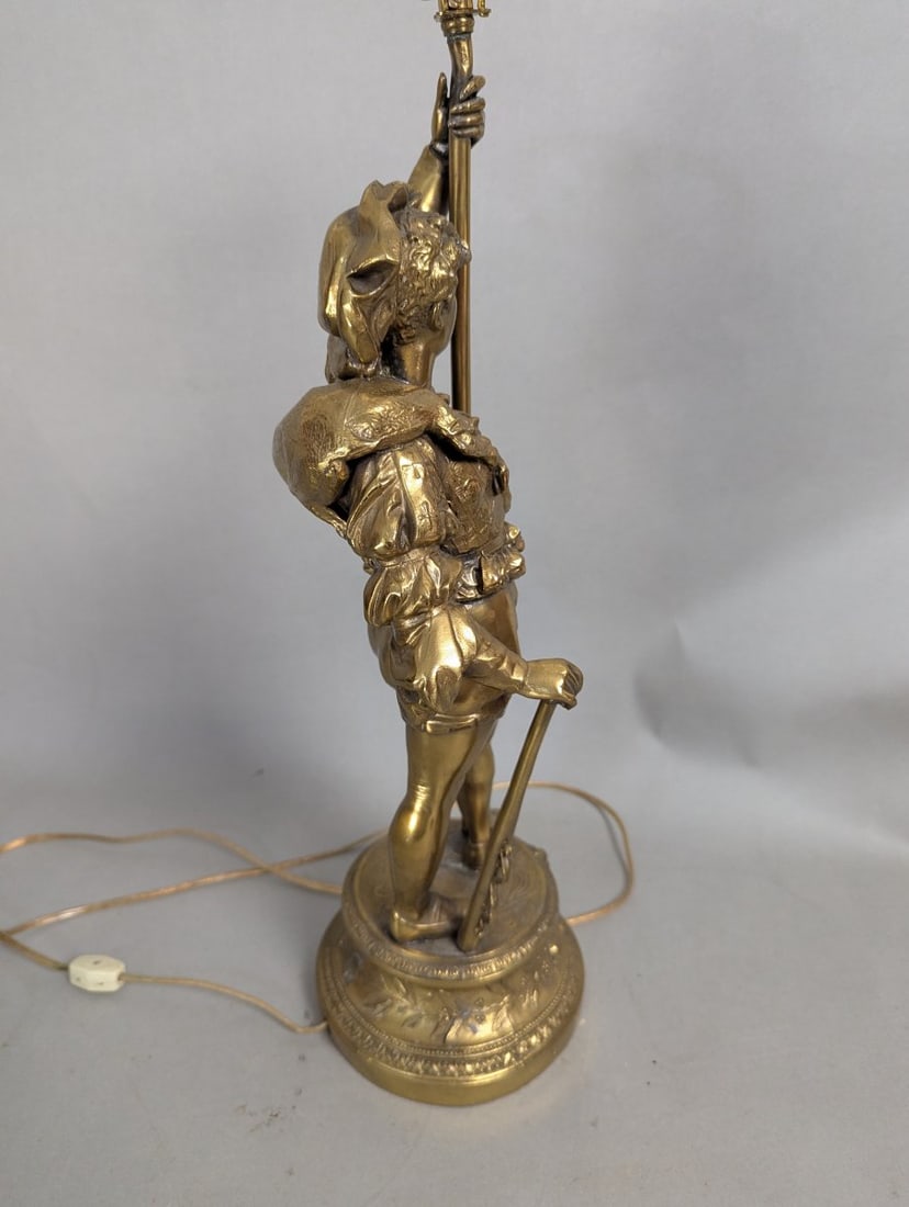 Vintage Neoclassical Figural Table Lamp Renaissance Page Boy Ornate Design Brass Bronze - 4