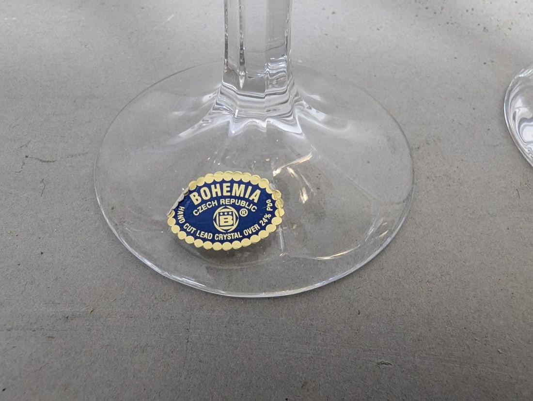 Bohemia Crystal Hand-Painted Enamel Wine Glasses Set of 4 Stunning Artistry - 4
