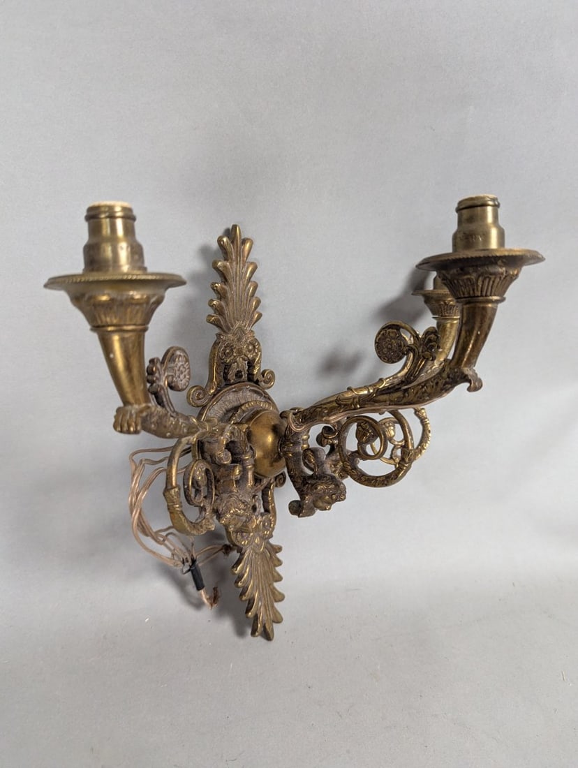 Vintage Rococo Revival Three-Arm Wall Sconce Ornate Antique Lighting Collector's Piece - 6