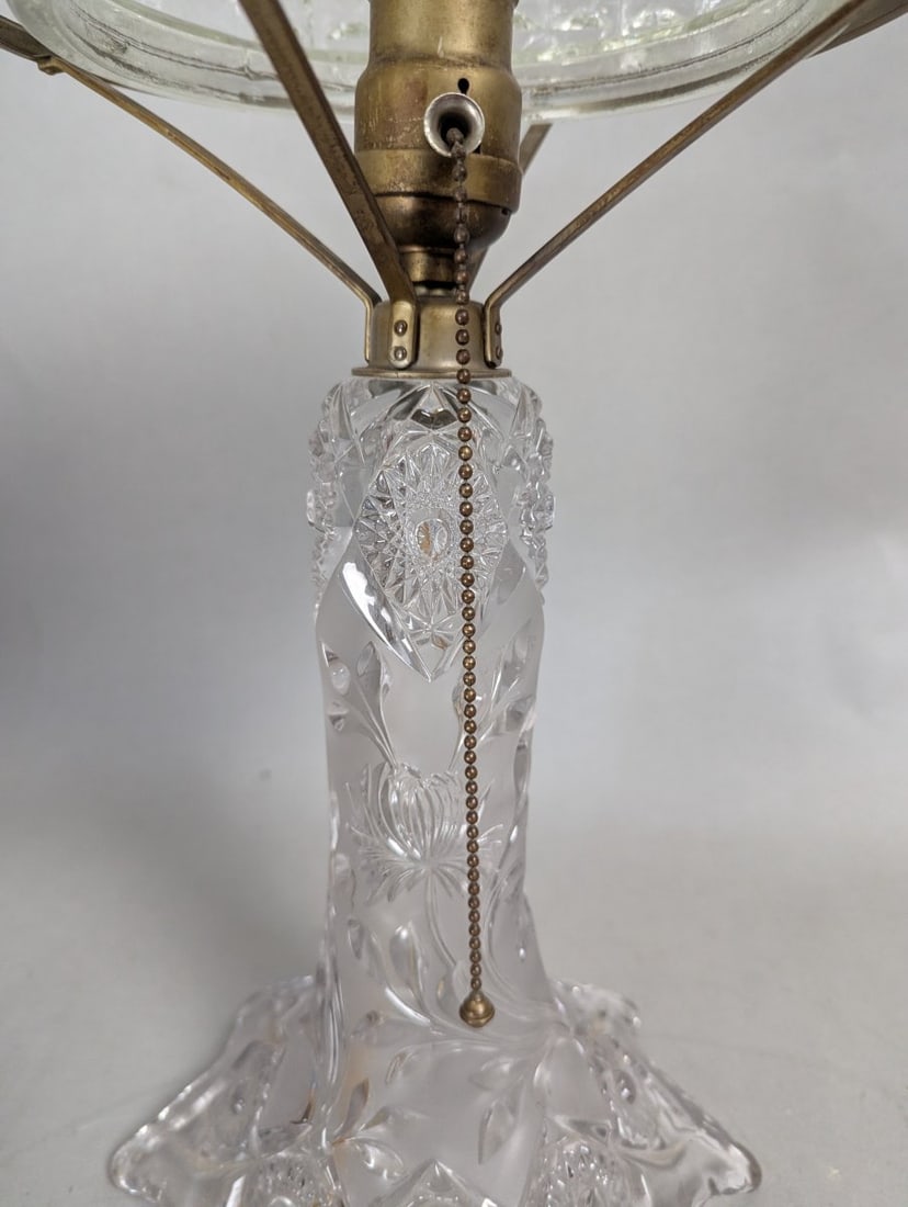 EAPG Pressed Glass Table Lamp Antique Vintage Design Functioning Light Fixture - 4