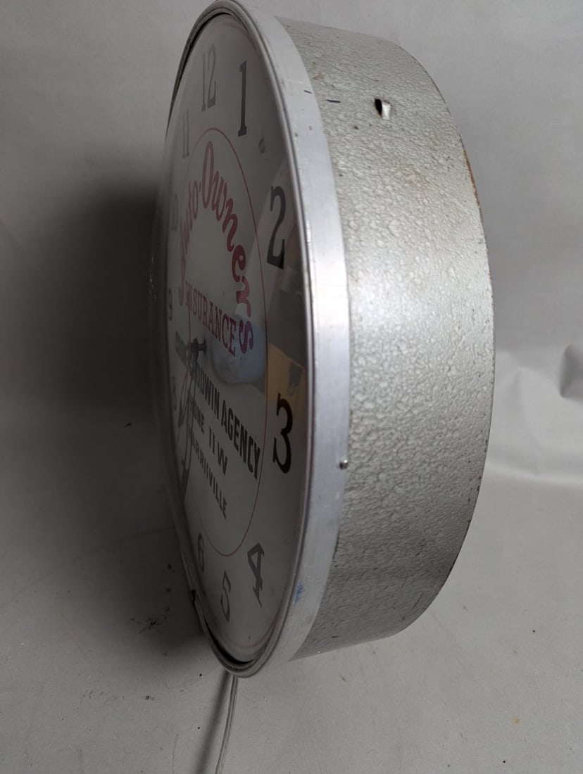 Vintage Lackner Light-Up Advertising Clock Auto-Owners Insurance Bubble Glass Front - 6