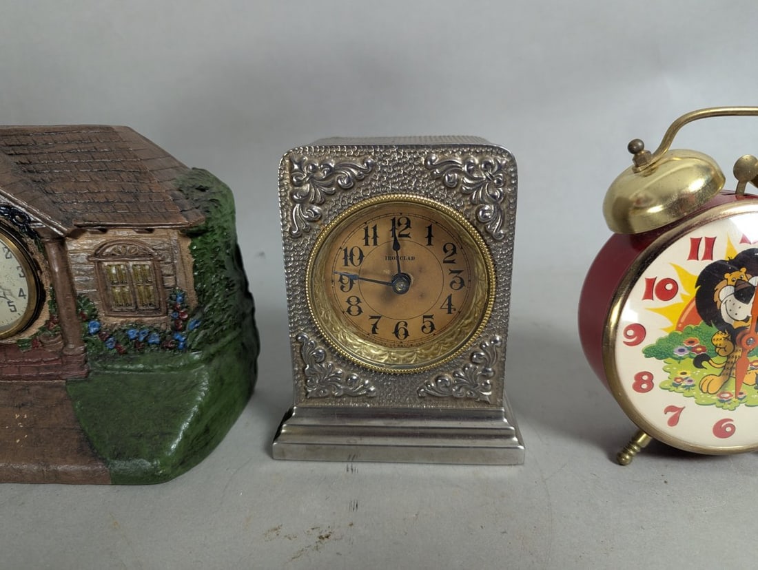 Vintage Wind Up Clock Lot of 7 for Collectors and Repair - Unique Decorative Clocks - 7