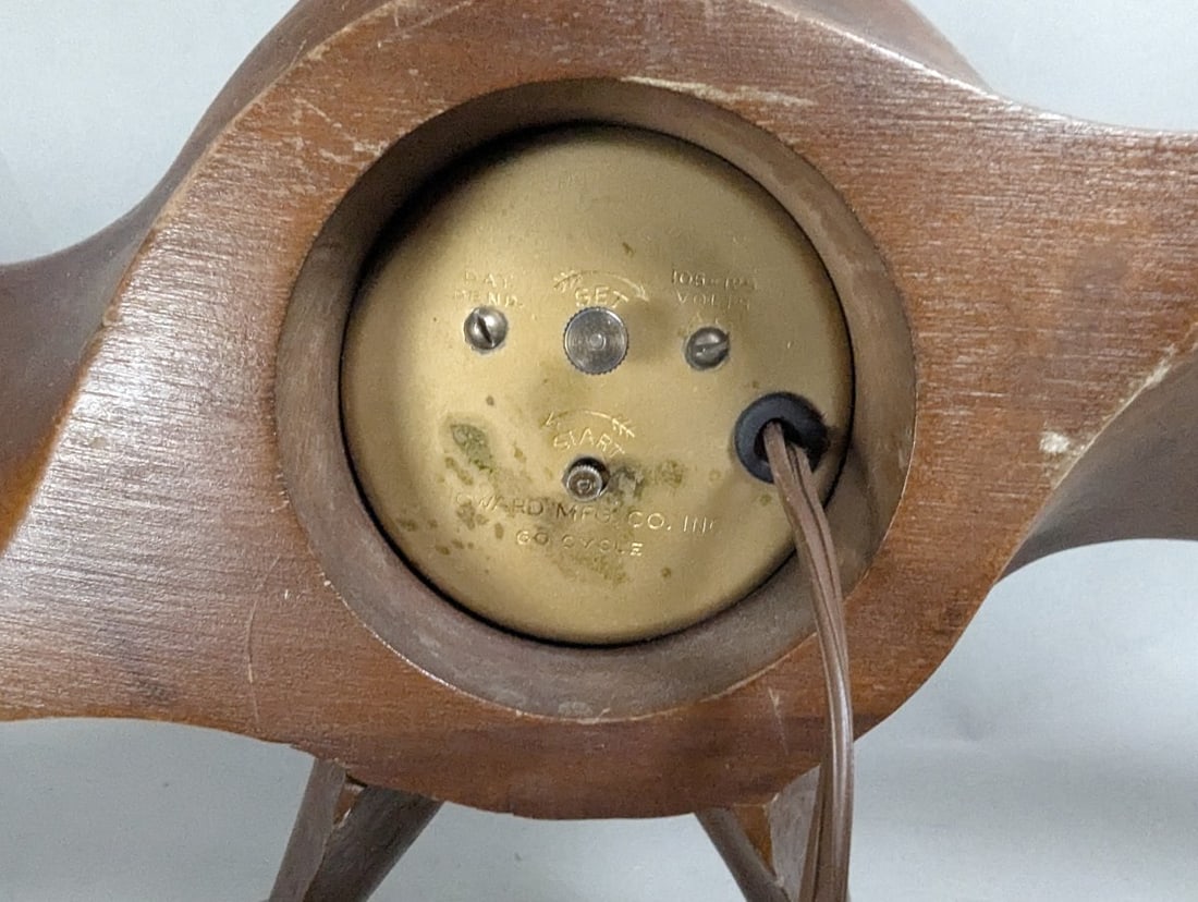 Vintage Howard Mfg. Co. Electro Pendulum Propeller Clock Art Deco Aviation Decor - 7