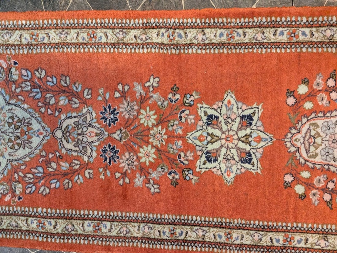 Vintage Persian Wool Runner Rug Beautiful Hand-Knotted Design Iris Pattern Classic Home DÃ© - 3