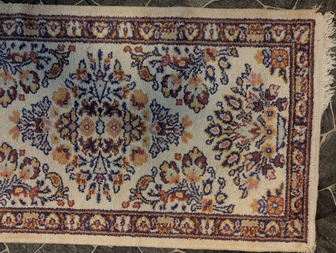 Persian-Style Floral Medallion Runner Rug for Hallways Traditional Design - 8