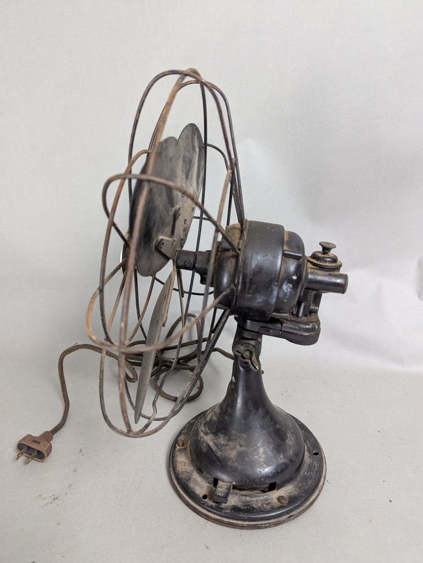 Vintage Westinghouse 12-Inch Oscillating Desk Fan Retro Home Decor Collectible - 2