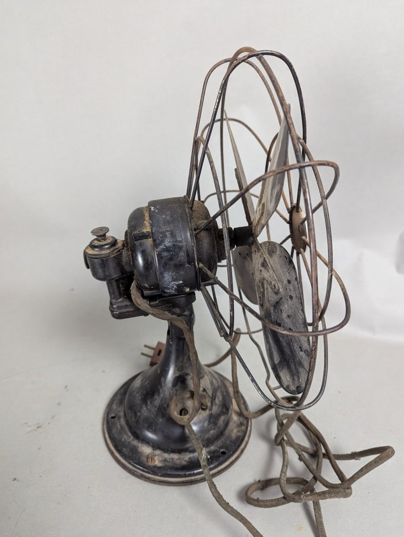 Vintage Westinghouse 12-Inch Oscillating Desk Fan Retro Home Decor Collectible - 4