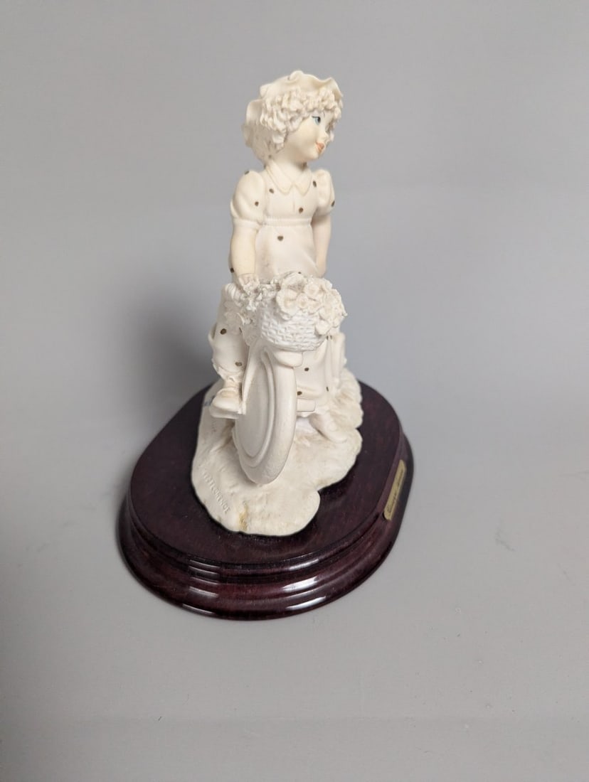 Giuseppe Armani Figurine Biking Around Art 0260-F Rare Collectible Piece - 5