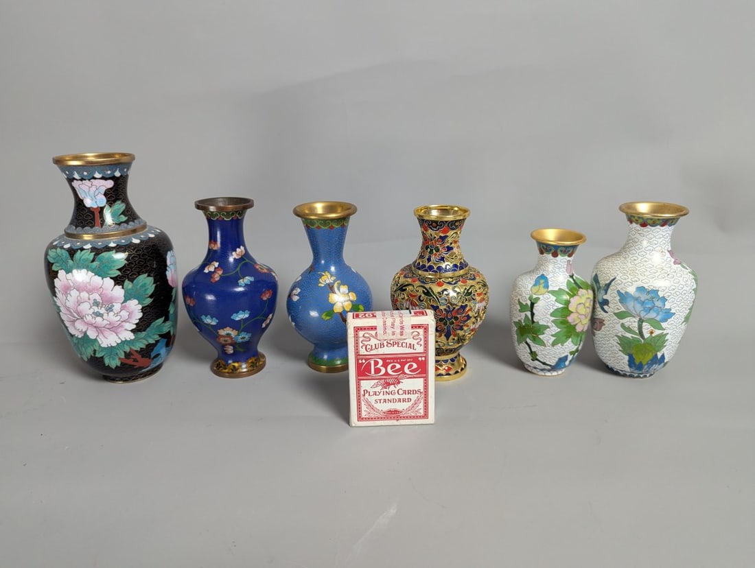 Stunning Collection of Vintage Chinese Cloisonne Vases with Unique Motifs and Designs - 9