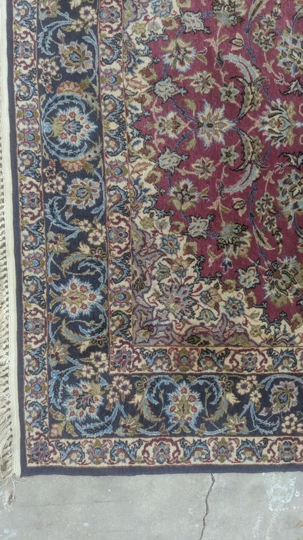 Vintage Hand-Knotted Persian Isphahan Rug Beautiful Floral Design Silk Foundation c. 1960 - 3