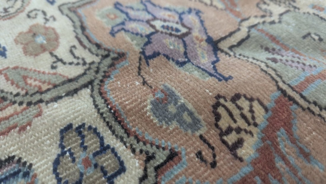 Vintage Turkish Hereke Carpet Ivory Background Hand-Knotted Art Decor c. 1940 - 10
