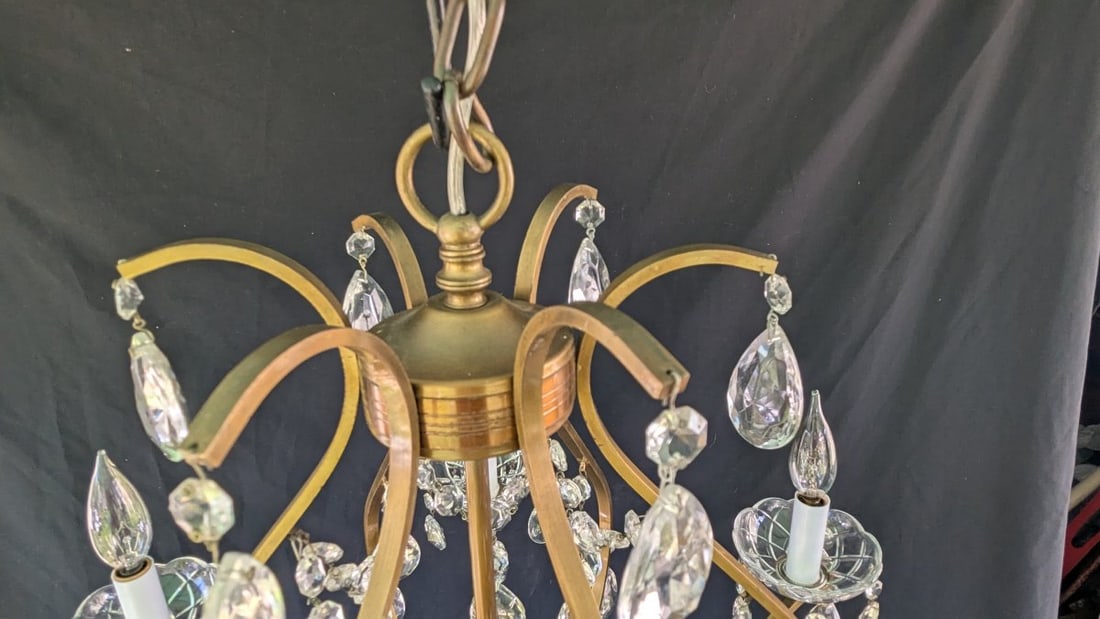 Mid-Century Italian Brass and Crystal Chandelier with Hanging Prisms Rewired Ready to Hang - 2