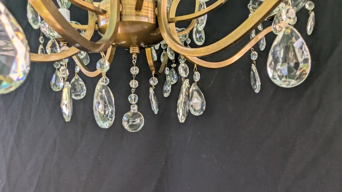 Mid-Century Italian Brass and Crystal Chandelier with Hanging Prisms Rewired Ready to Hang - 7