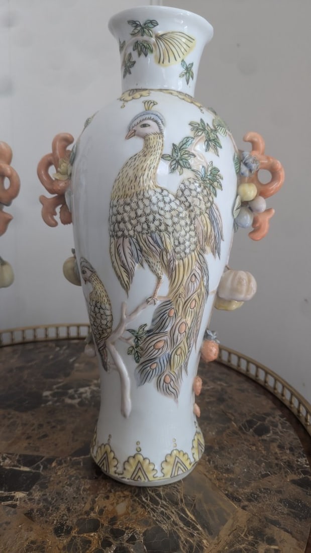 Pair of Maitland-Smith Chinoiserie Peacock Vases Elegant Decorative Art - 5