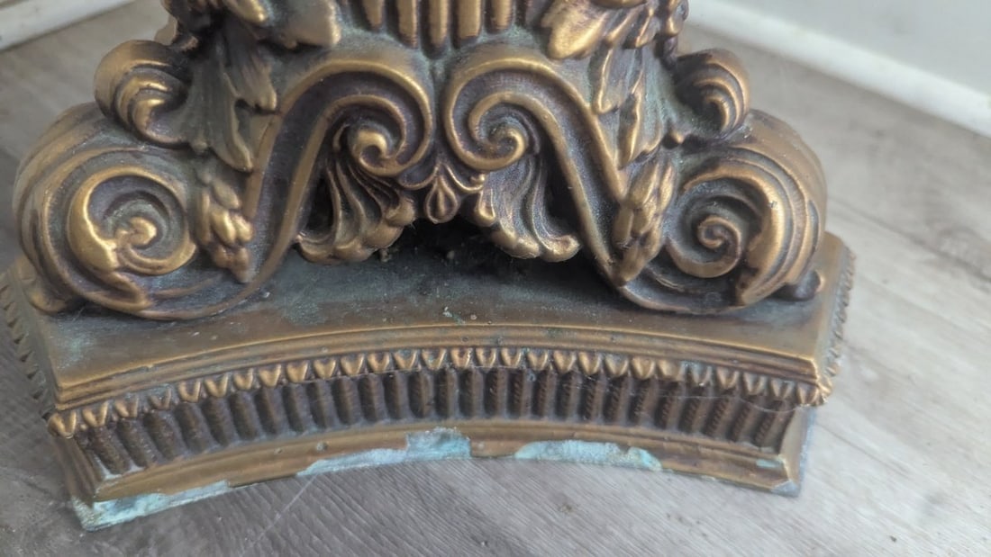 Vintage Italianate Marble Top Pedestal Side Table Ornate Cast Metal Base Neoclassical Style - 4