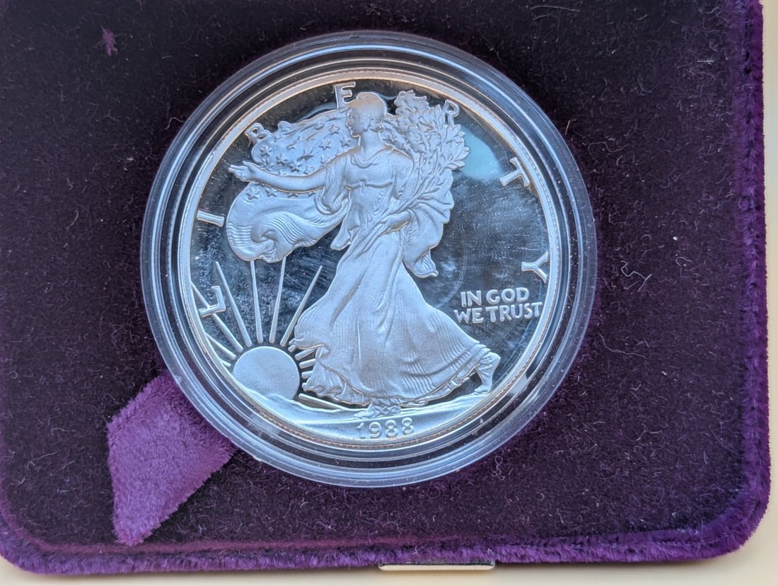 1986-S American Eagle Silver Proof Dollar Coin by Adolph A. Weinman - Excellent Condition - 2