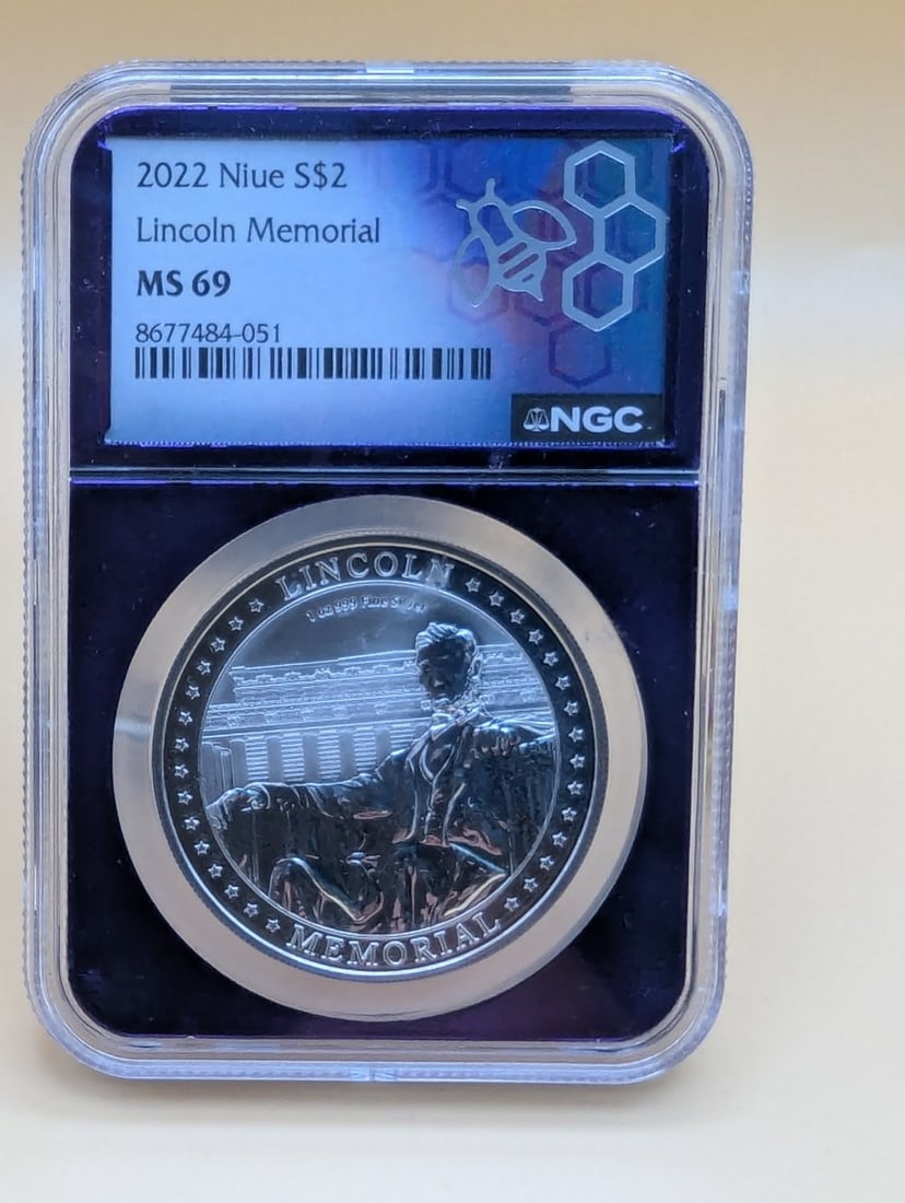 2022 Niue S$2 Lincoln Memorial 1 oz Silver Coin NGC MS 69 by Ian Rank-Broadley: **Important** Please read below description on how to avoid high shipping costs. Bid now on this stunning 2022 commemorative coin from Niue featuring the iconic Lincoln Memorial on the obverse and a