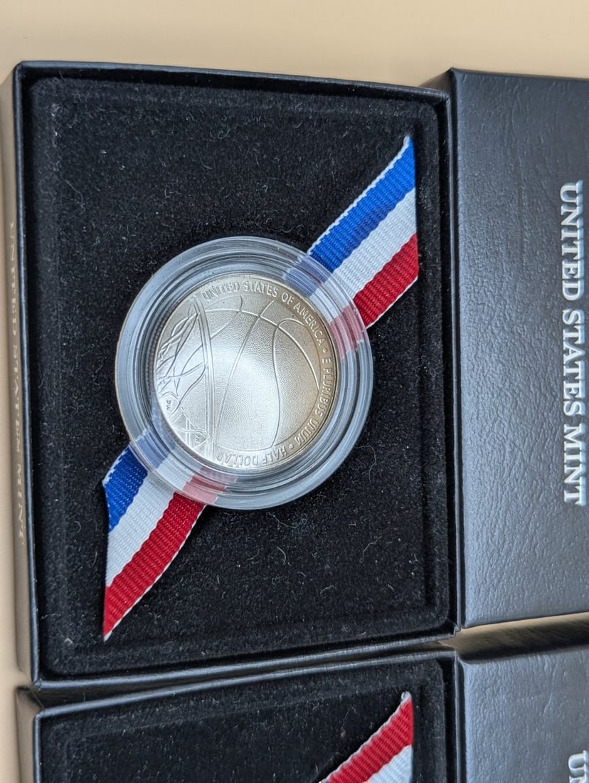 2020-S Basketball Hall of Fame Proof Half Dollar Commemorative Coin Set - 2