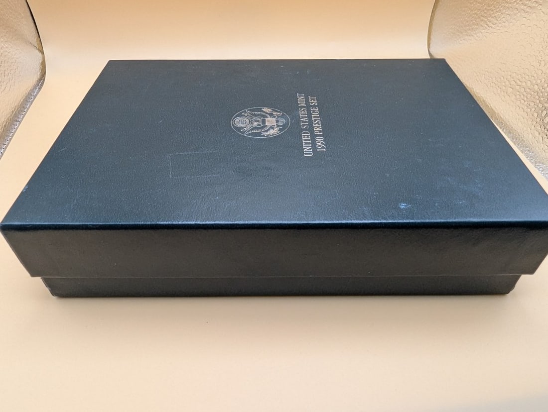 1990 United States Mint Prestige Proof Set with Eisenhower Centennial Silver Dollar - Excellent - 4