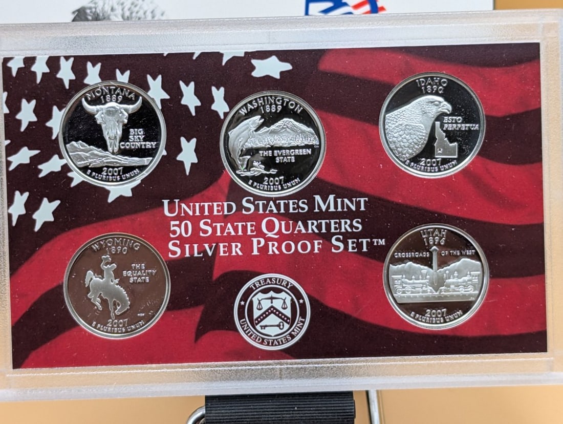 2007 United States Mint 50 State Quarters Silver Proof Set - Excellent Condition - 3