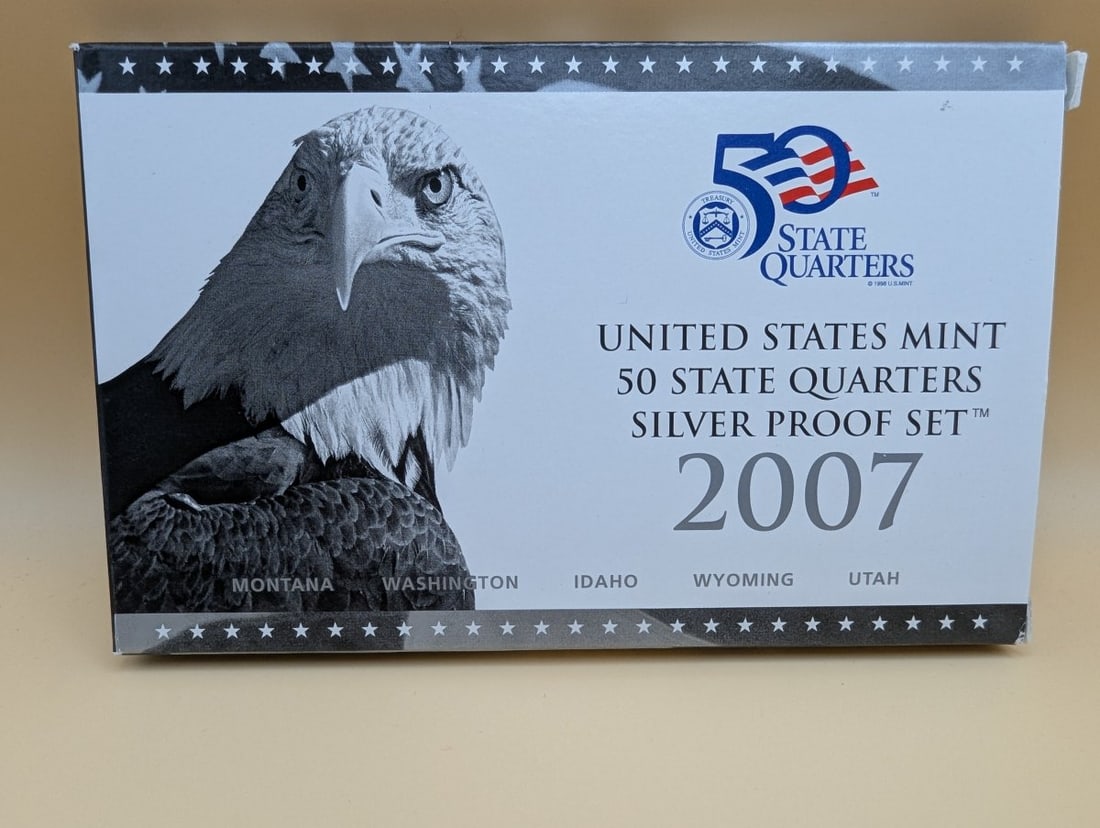 2007 United States Mint 50 State Quarters Silver Proof Set - Excellent Condition - 4