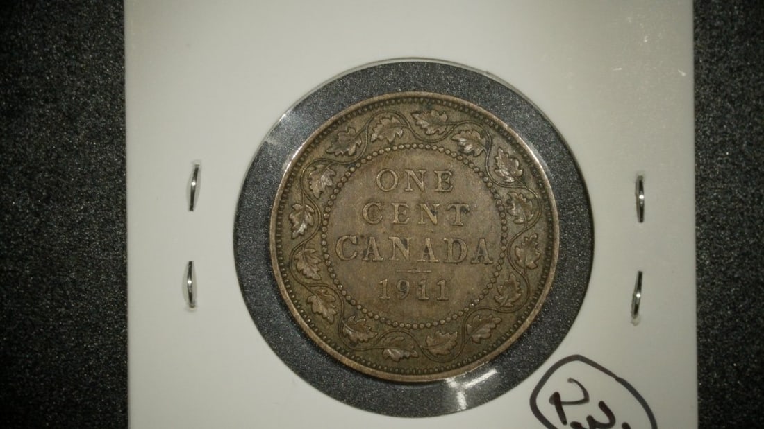 Lot of 2 Canadian King George V One Cent Coins 1911 Godless and 1917 E.F. Grade - 2