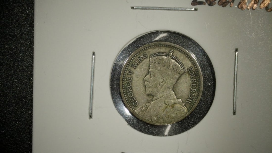 1933 New Zealand 3 Pence Silver Coin VF King George V George Kruger Gray Art - 3