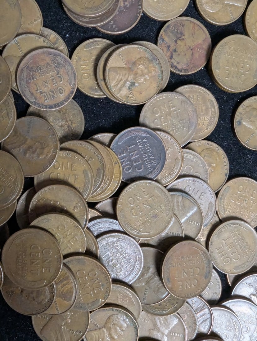 Bulk Lot of 2 lbs US Lincoln Wheat Cents 1909-1958 by Victor David Brenner - Good Grade - 2