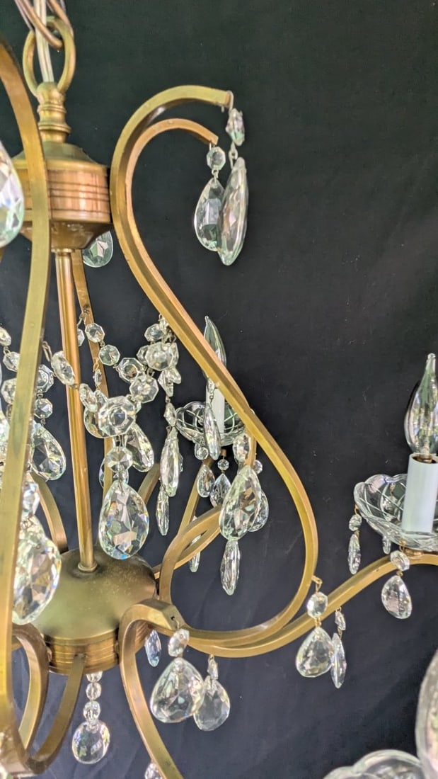 Mid-Century Italian Brass and Crystal Chandelier with Hanging Prisms Rewired Ready to Hang - 8