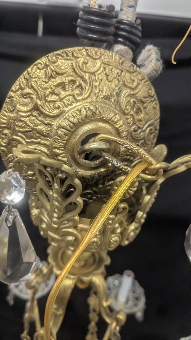 Einar BÃ¤ckstrÃ¶m Neoclassical 8-Arm Brass and Crystal Chandelier with Hanging P - 9