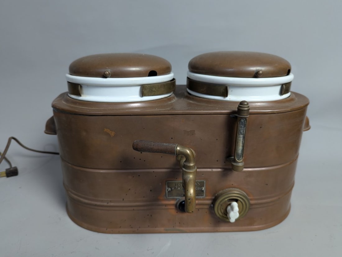 Vintage American Metal Ware Co. Copper Dual Food Syrup Warmer with Porcelain Liners: **Important** Please read below description on how to avoid high shipping costs. Discover this exquisite vintage dual food and syrup warmer from American Metal Ware Co. Measuring 11 high x 20 x 12,