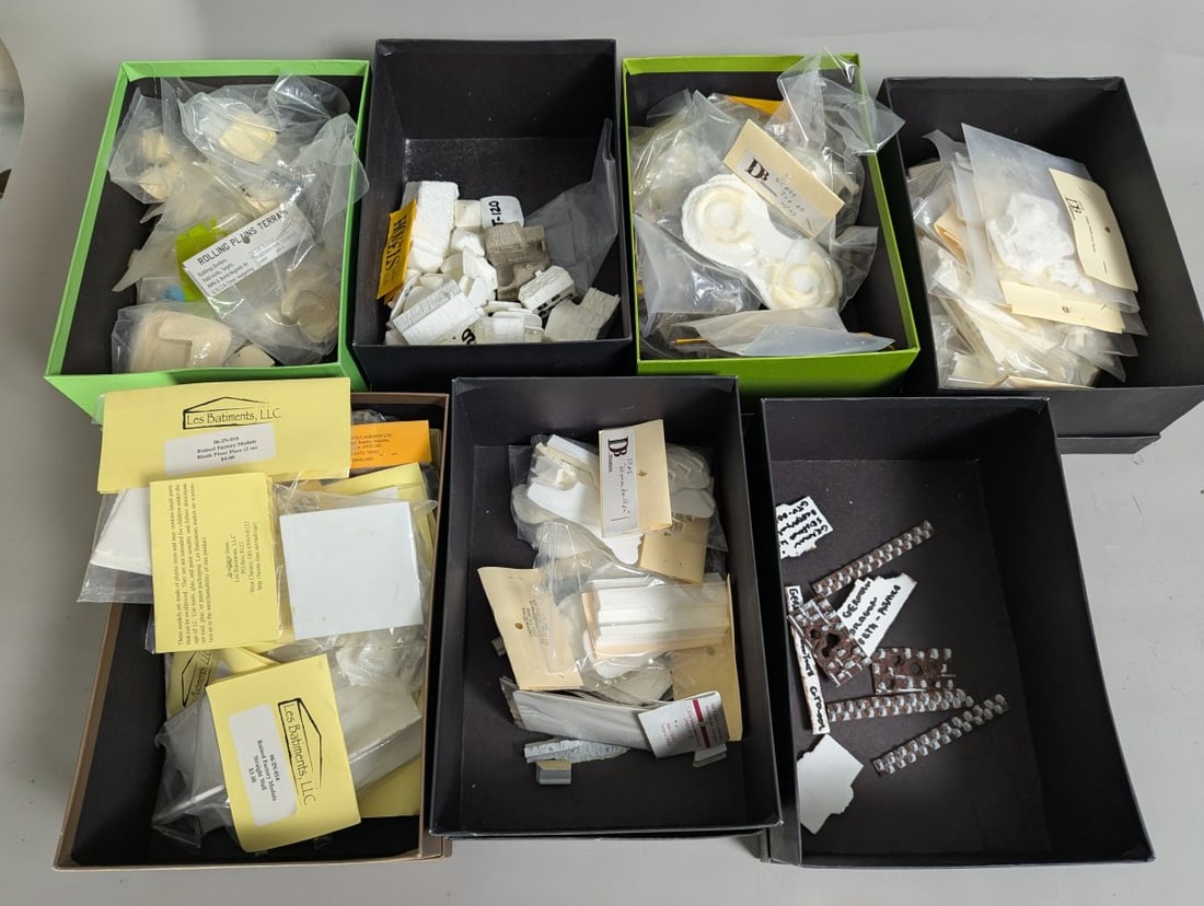 Large Collection of Wargaming Diorama Terrain Components Miniatures (1 of 8)
