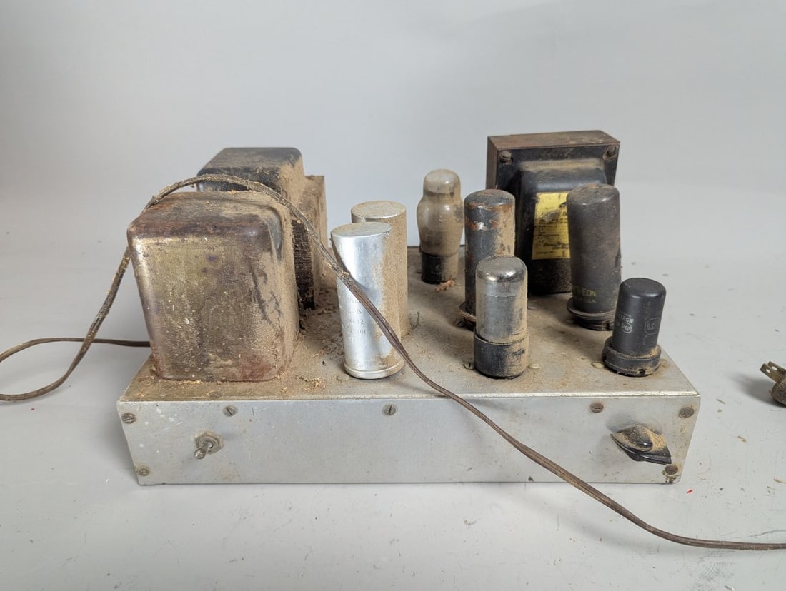 Vintage Tube Amplifier Chassis Great For DIY Audio Repair Parts Restoration (1 of 6)