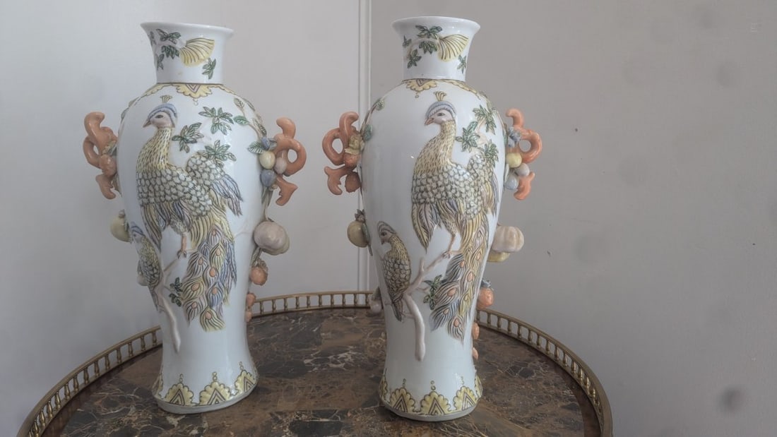 Pair of Maitland-Smith Chinoiserie Peacock Vases Elegant Decorative Art: **Important** Please read below description on how to avoid high shipping costs. This stunning pair of Maitland-Smith Chinoiserie peacock vases, standing 16 1/2 high x 10 x 6, exemplifies the fine cra