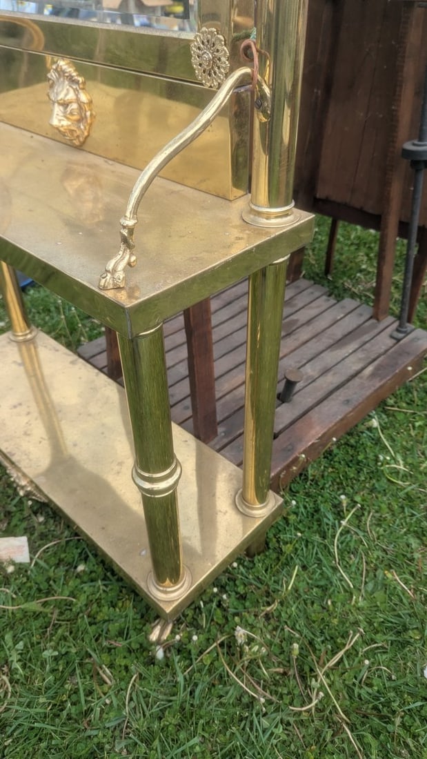 Neoclassical Hollywood Regency Style Brass Hall Tree with Mirror and Decorative Elements - 7