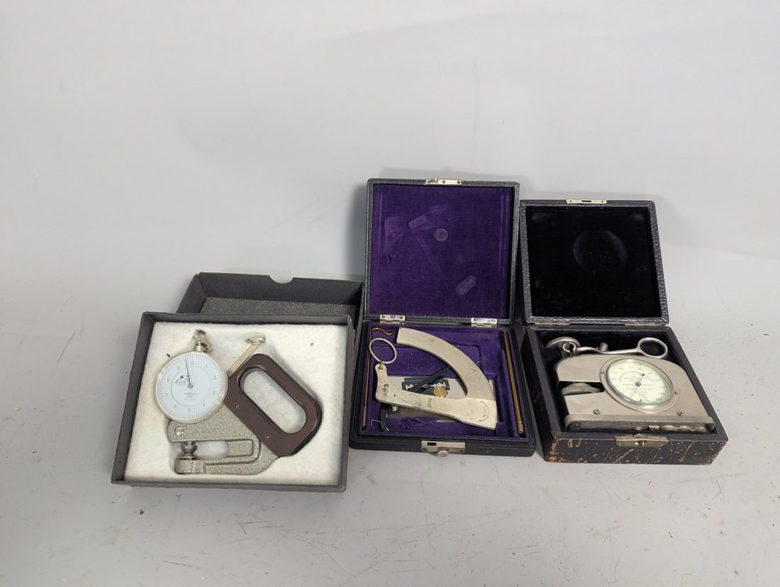Vintage Papermaking Instruments Collection KÃ¤fer Schopper Ashcroft Measuring Tools: **Important** Please read below description on how to avoid high shipping costs. Discover a remarkable collection of three vintage material testing instruments, each approximately 5 x 5 1/2 x 2 1/2 in